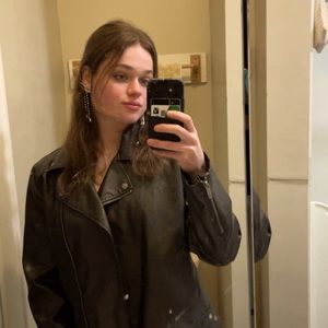 Meet your Posher, Olivia